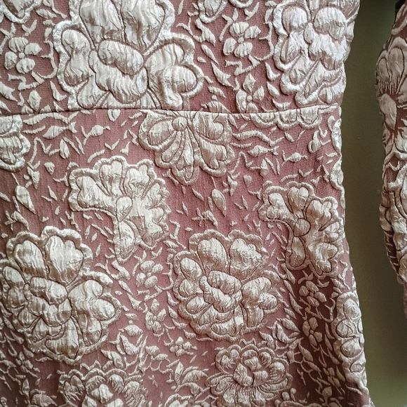 Elegant Pink Floral Women's Dress - Picture 2 of 6